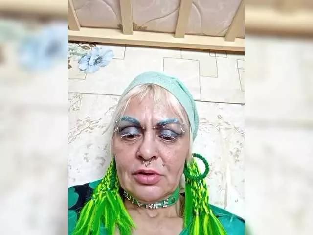 GardenerofIllusions on BongaCams 