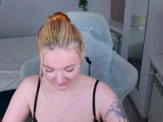 GingerLisa on BongaCams 