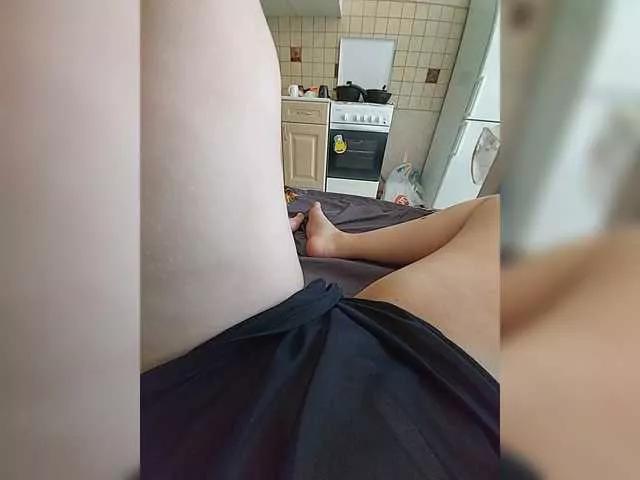 Girlskarinaaaa on BongaCams 