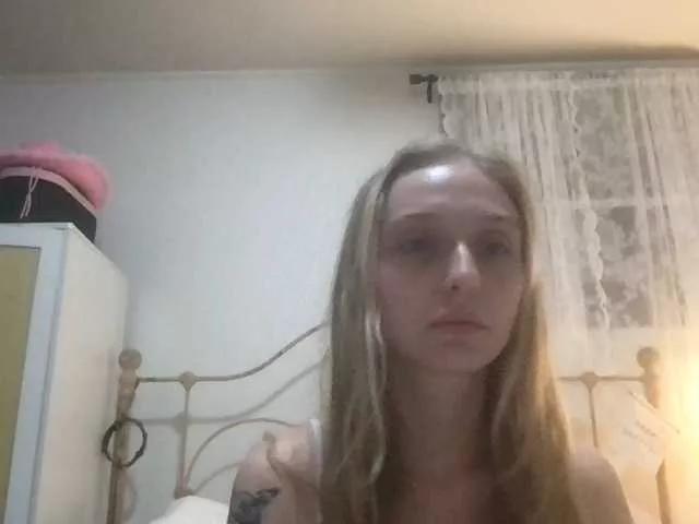 glittercvnt on BongaCams 