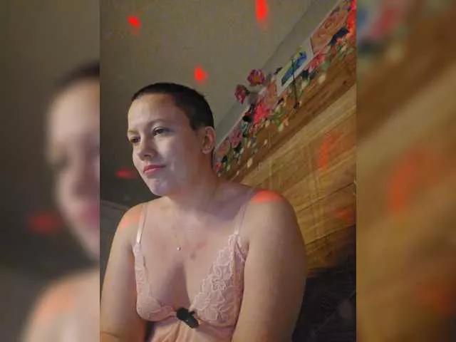 Hazelrea on BongaCams 