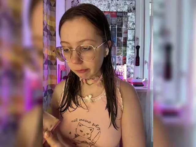 henby-streams on BongaCams 