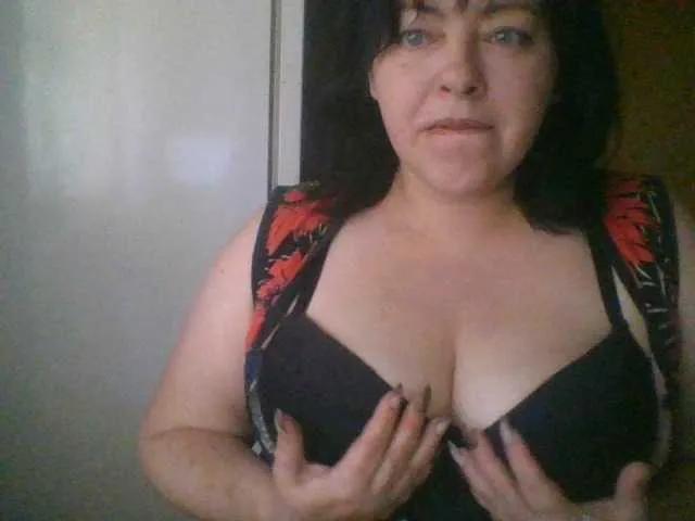 Holly-Molly69 from BongaCams