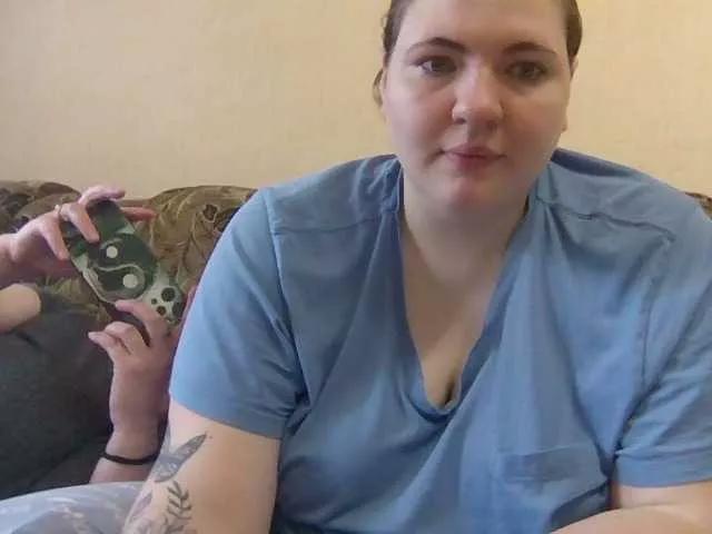 HollyXEva on BongaCams 