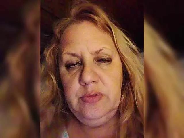 HOTBABYSUCKS1 on BongaCams 