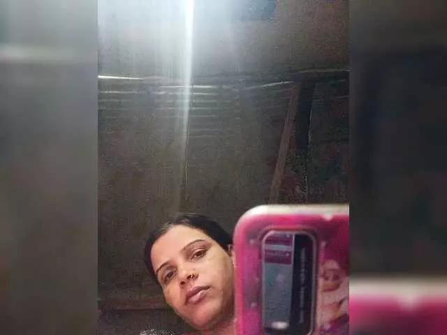 HOTZY1 on BongaCams 