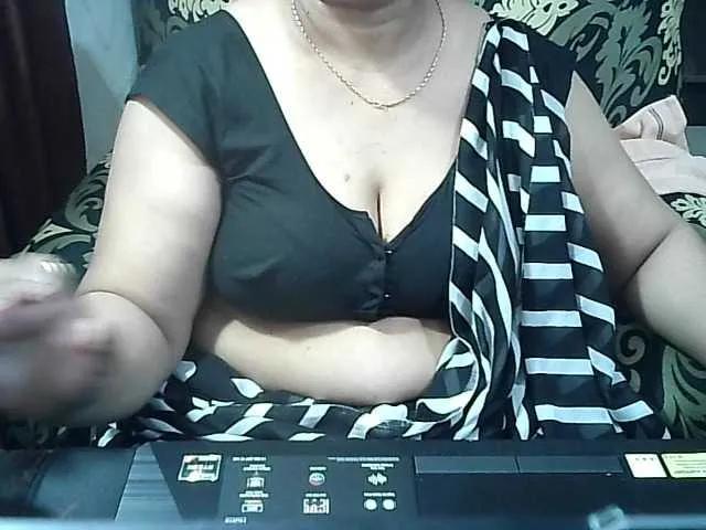 Masturbate to Indianbhabhimilf40, she wants to masturbate for you Indianbhabhimilf40 from BongaCams