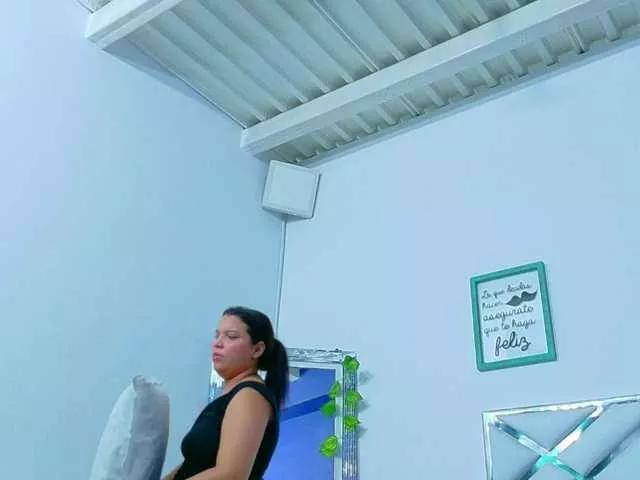 innocenthazel on BongaCams 