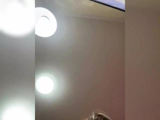 Isilib-kisa on BongaCams 