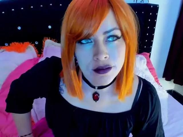 Ivypoison10 on BongaCams 