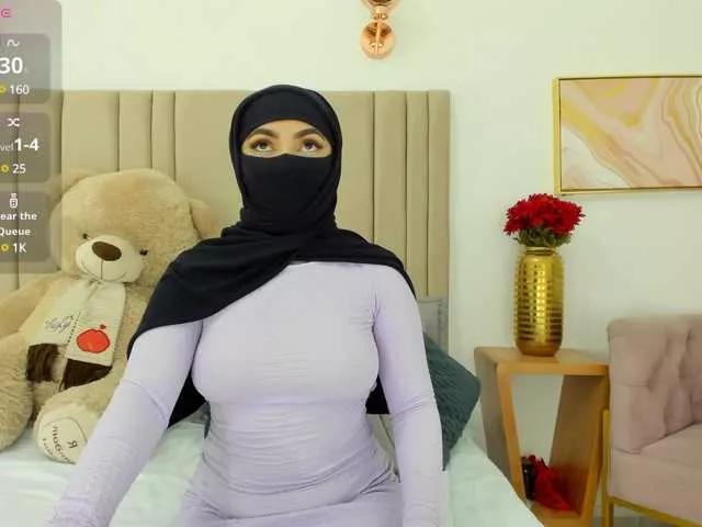 Offline izadii on BongaCams