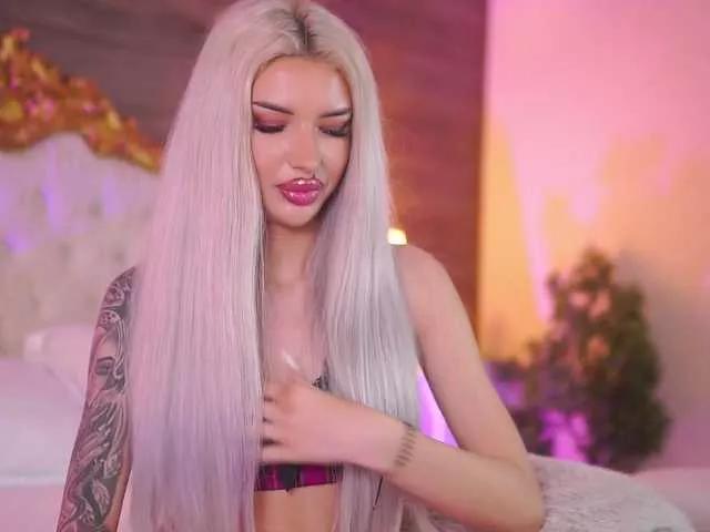 JuicyJessye on BongaCams 