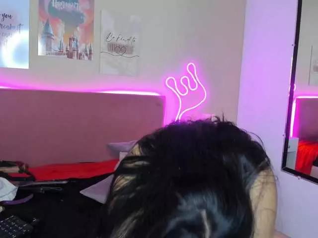Julieta-Carden on BongaCams 