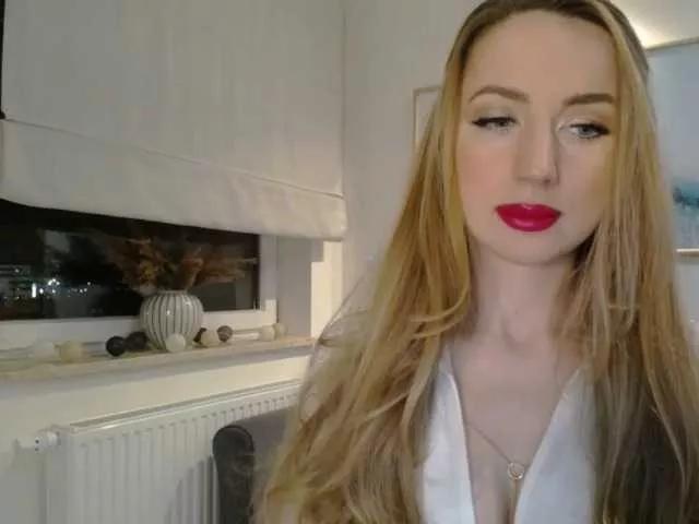 JulietteGlow on BongaCams 