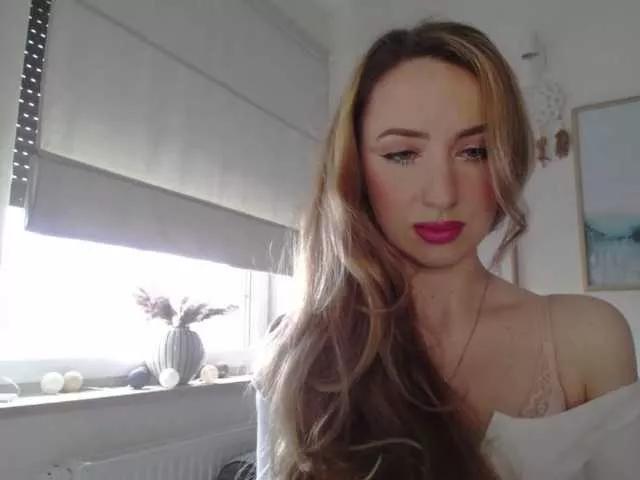 JulietteGlow on BongaCams 
