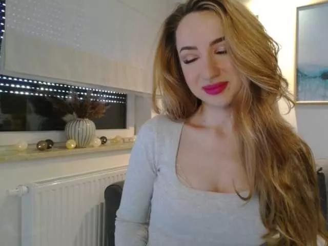 JulietteGlow on BongaCams 