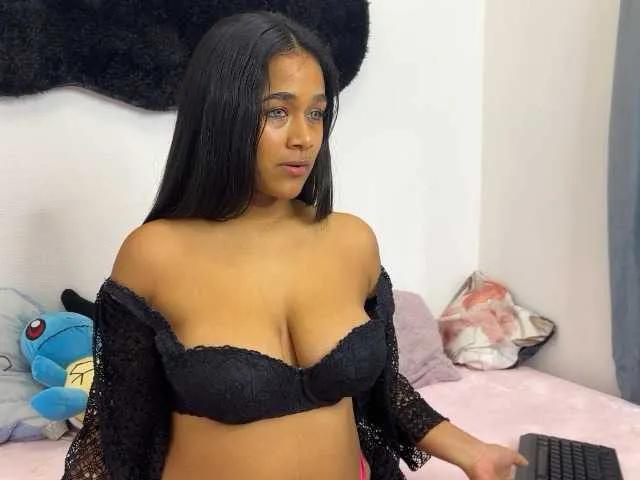 KamilaGroty on BongaCams