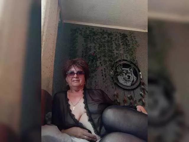 Karinagolda on BongaCams 