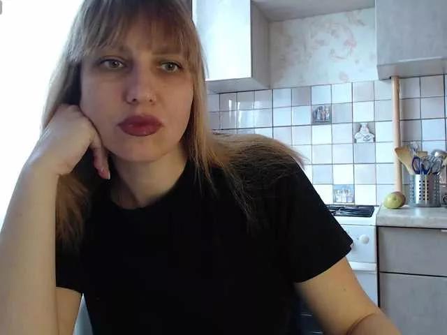 Karmella on BongaCams 