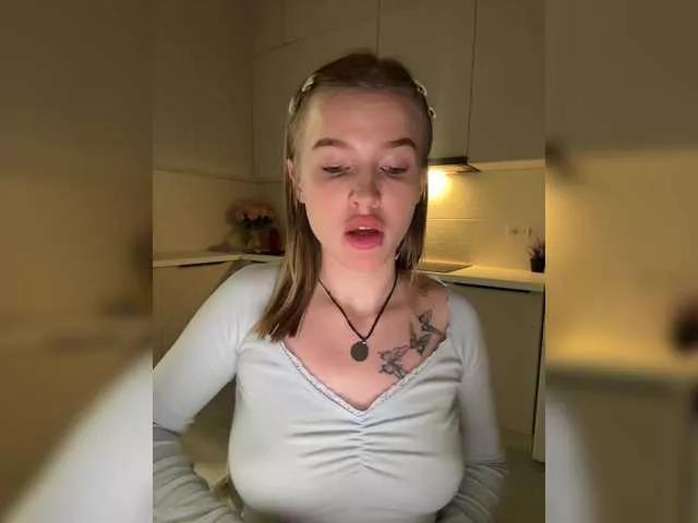 KateDanverr on BongaCams 