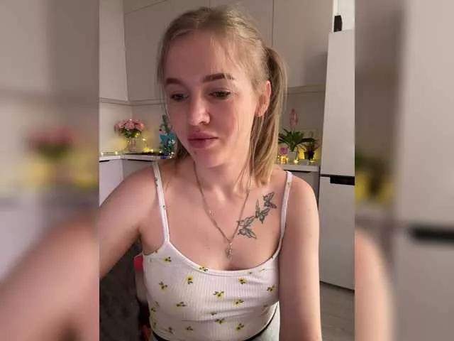 KateDanverr on BongaCams 