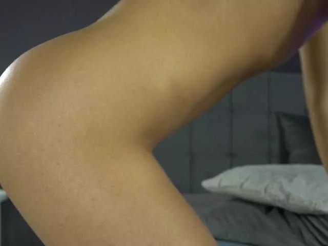 Offline KatelynSparks on BongaCams