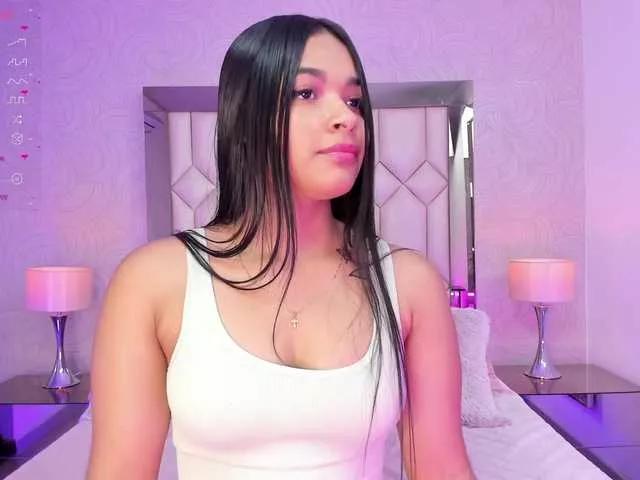 KatieAdams on BongaCams 