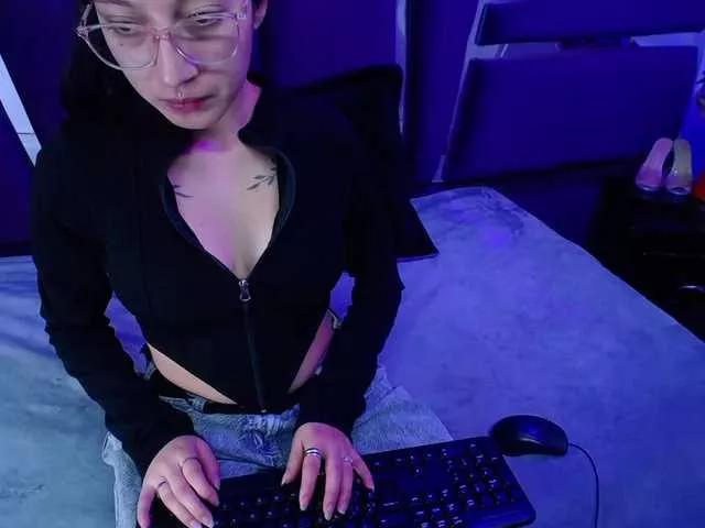 kattyqueenn on BongaCams 