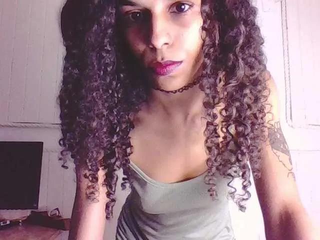 Masturbate to sweet model KatyDoll23 KatyDoll23 from BongaCams