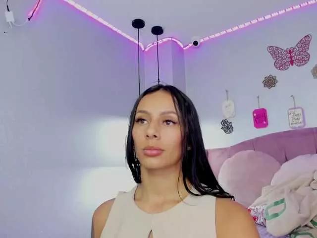 kharlyn-angel on BongaCams 