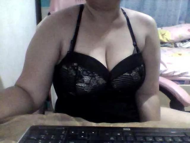 khim052630 on BongaCams 