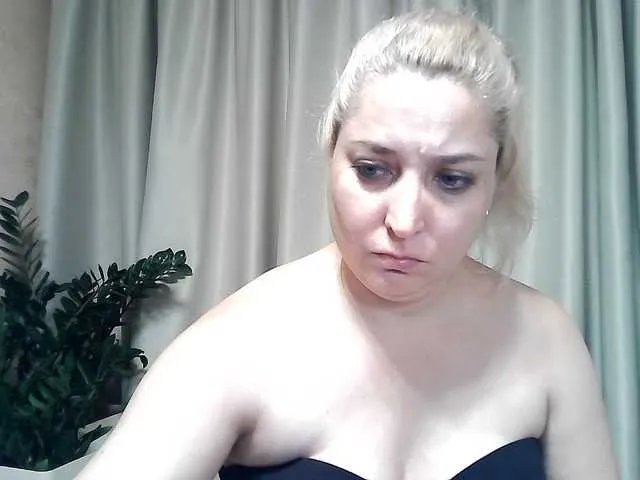 KickaIricka from BongaCams