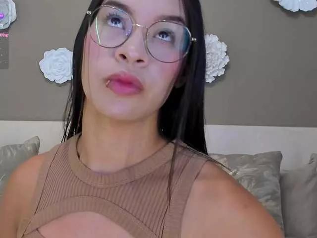 KimHiltton on BongaCams 