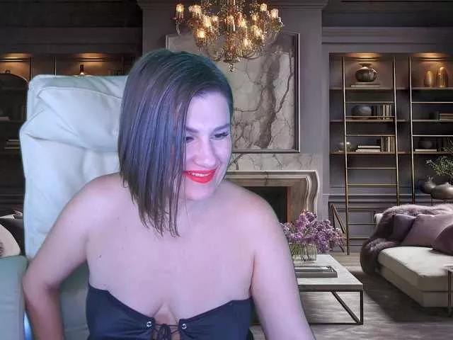 KiraRoxx on BongaCams 