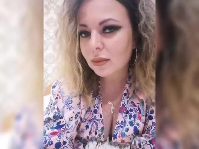 Offline Koshechka911 on BongaCams