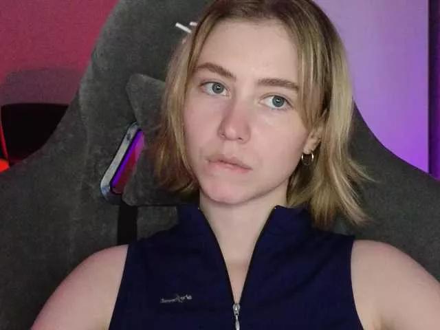 KUQOSA on BongaCams 