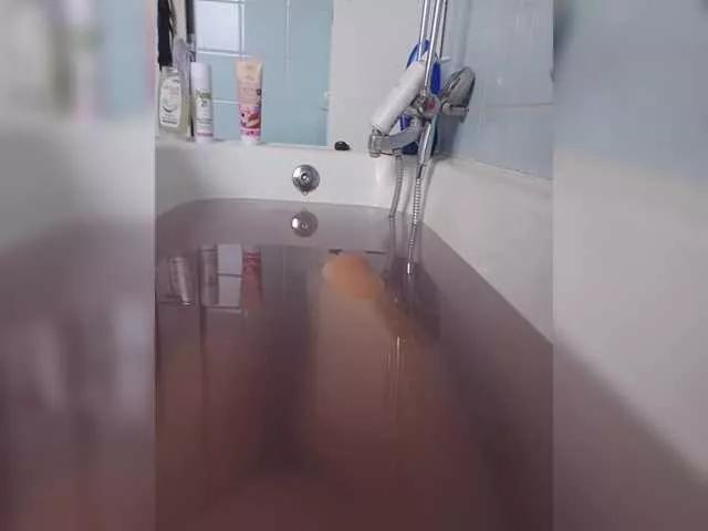 ladywet on BongaCams 