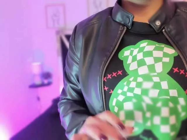 lana-chavez on BongaCams 