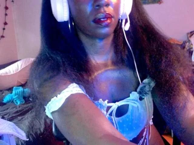 lanaluxxe4 on BongaCams