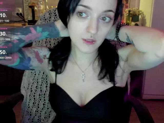 lddwntr on BongaCams 