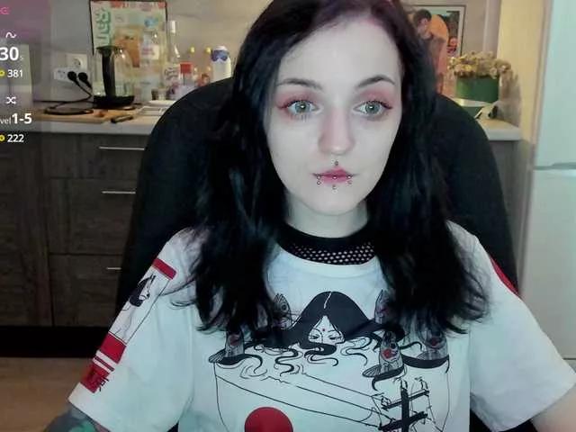 lddwntr on BongaCams 