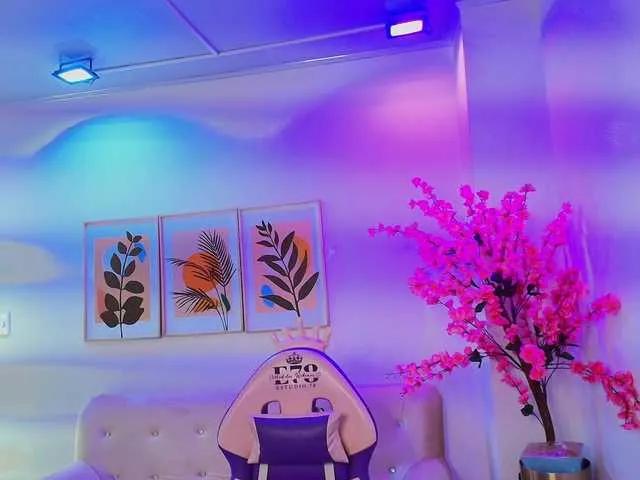 Masturbate to BongaCams's Leia-laurent Leia-laurent from BongaCams