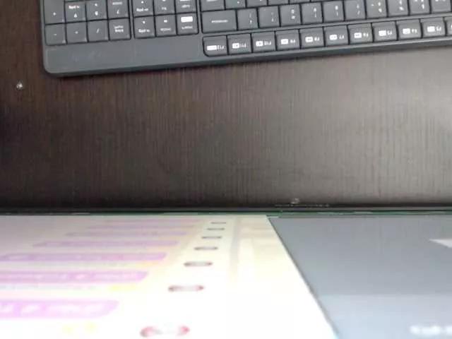 leonela on BongaCams 