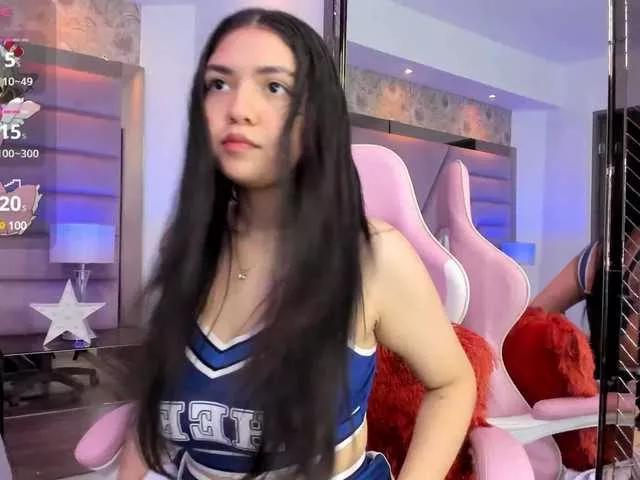 LilyColinns on BongaCams 