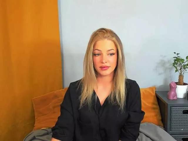 LilyGold on BongaCams 