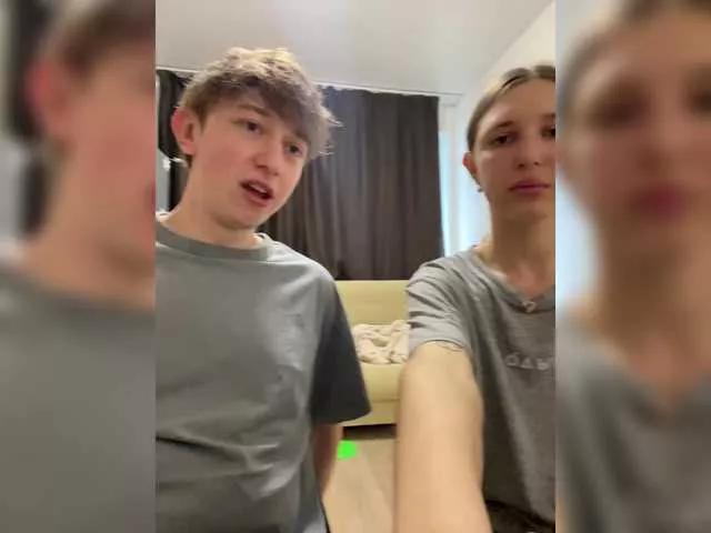 LinaTwins on BongaCams 