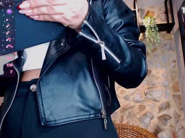 Offline LindseyFerrer on BongaCams