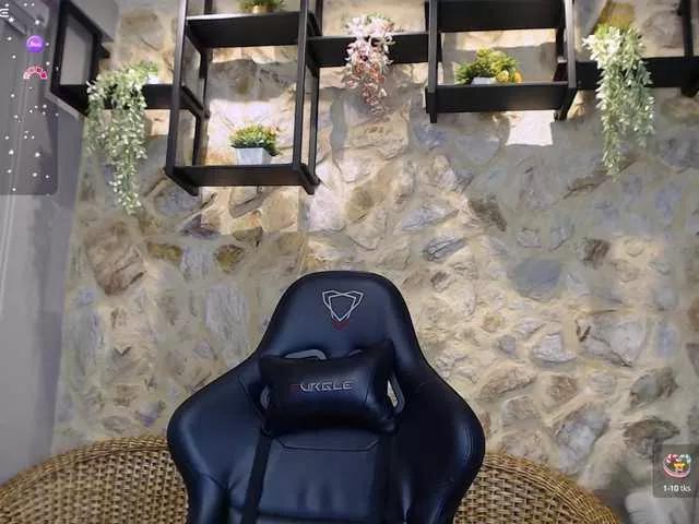 Offline LindseyFerrer on BongaCams