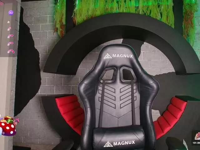 Offline LindseyFerrer on BongaCams