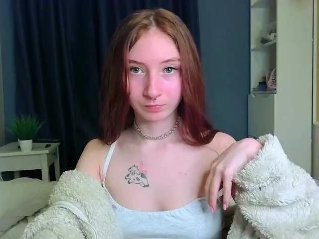 Liramoon on BongaCams 